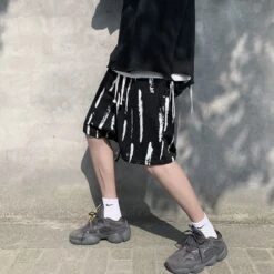 Men Printed Black Wide Leg Shorts 8 Men Printed Black Wide Leg Shorts -Active Vogue P 20230216110148238 142