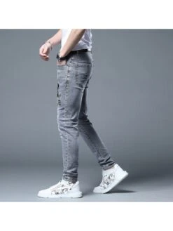 2023 Slim Bear Embroidered Blue Jeans For Men 12 2023 Slim Bear Embroidered Blue Jeans For Men -Active Vogue P 20230318142110723 469