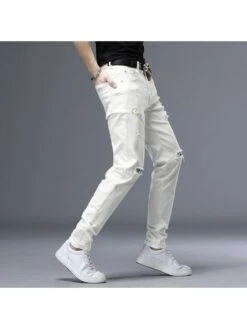 2023 Trend Ripped Patch Men's White Jeans 14 2023 Trend Ripped Patch Men's White Jeans -Active Vogue P 20230318151312939 608