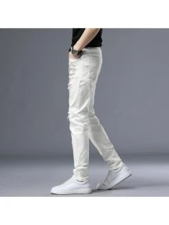 2023 Trend Ripped Patch Men's White Jeans 15 2023 Trend Ripped Patch Men's White Jeans -Active Vogue P 20230318151315240 225