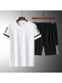 Geometric Pattern Crewneck Fitted Short Sets